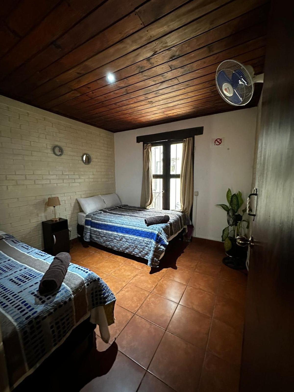 El Aventurero Hotel Antigua Екстериор снимка